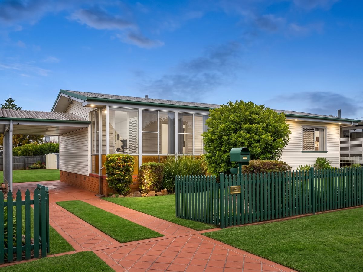 Harristown, QLD purchase